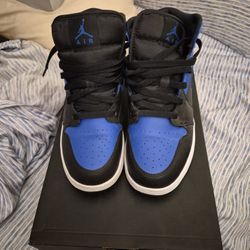 AIR JORDAN 1 MID