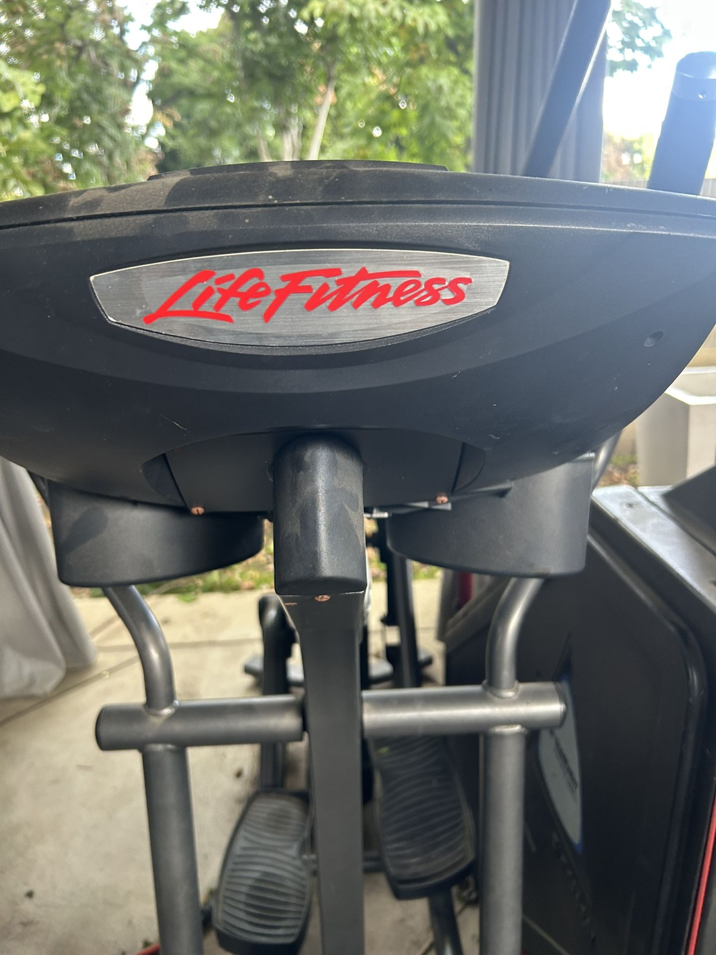 Free Free Free Life Fitness Elliptical In Good Working Conditions Come And Get It