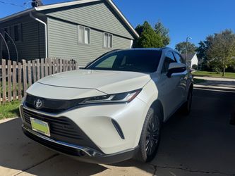 Toyota Venza XLE Hybrid