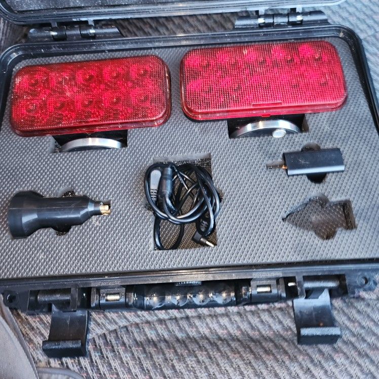 KENWAY Magnetic LED Wireless Towing Light Kit