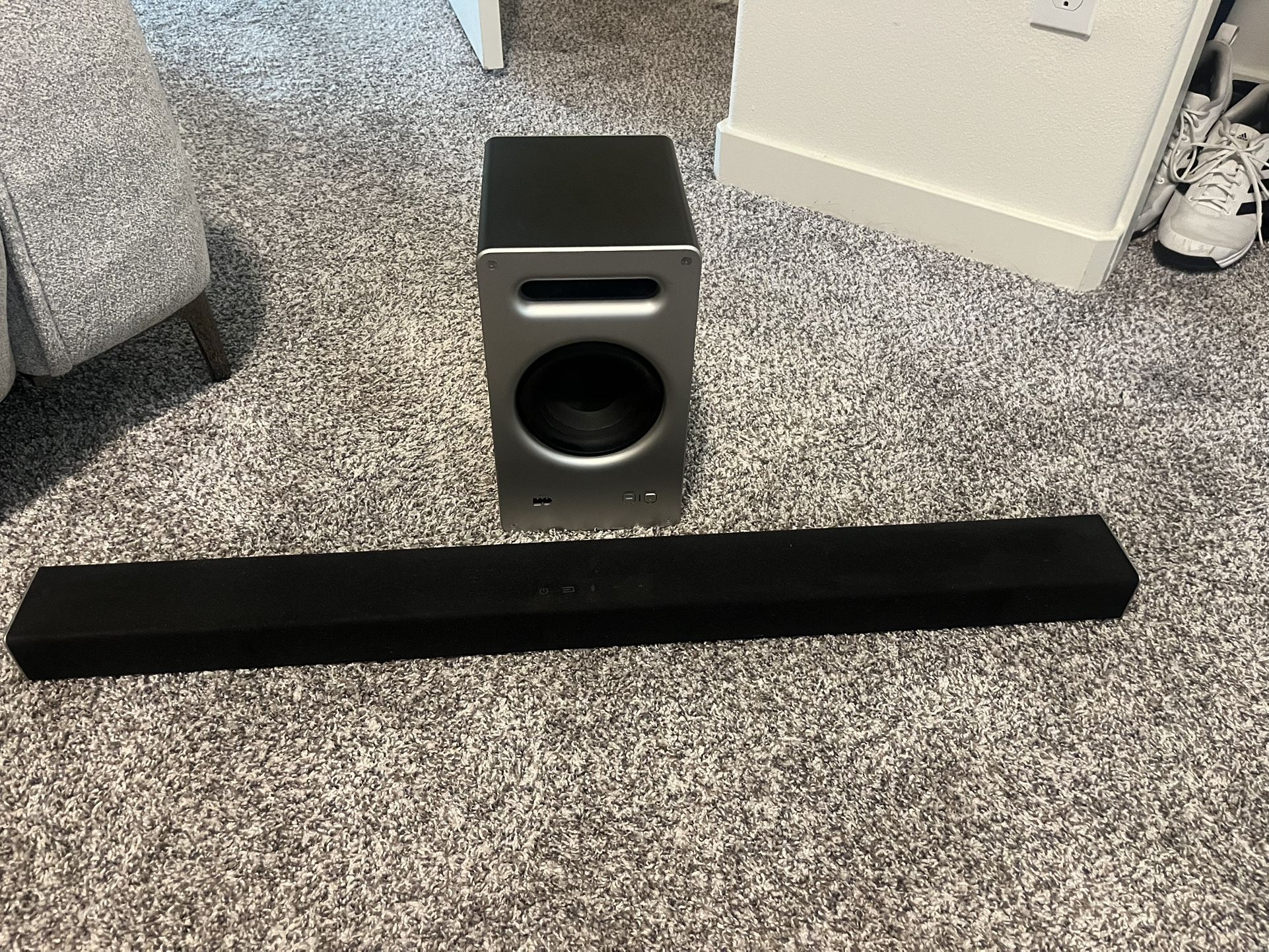 Vizio Soundbar And Subwoofer 