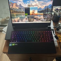 Gigabyte Gaming Laptop i7-8 Core 32GB RAM 1TB NVME SSD RTX 2070