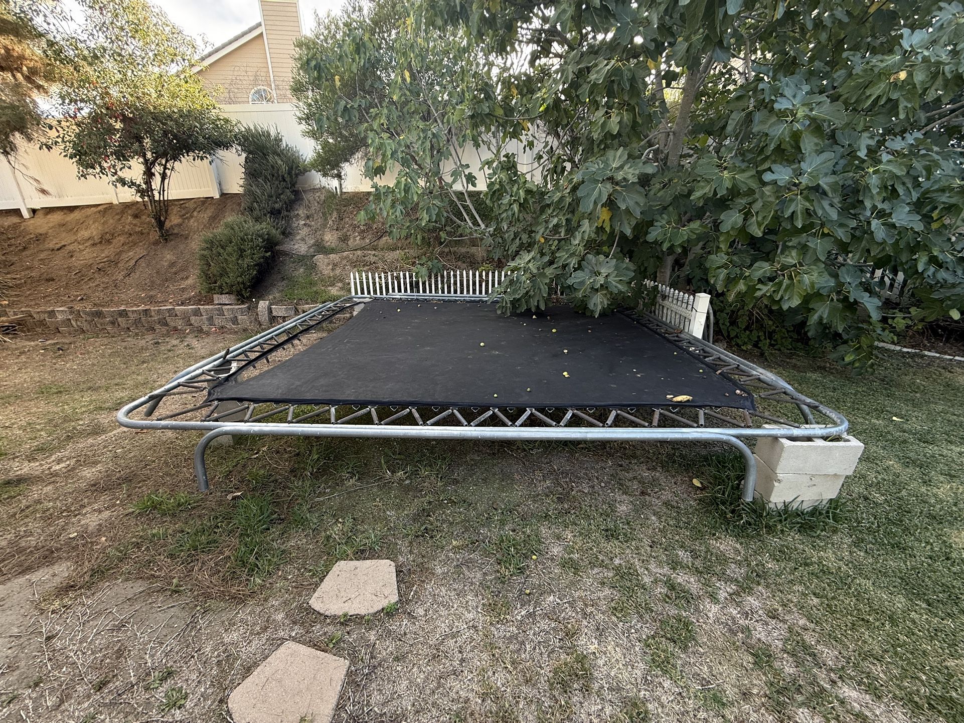 Trampoline - Gymnastics Style 