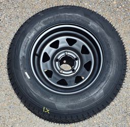 TIRE WITH RIM