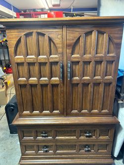 1960 Thomasville Oak armoire