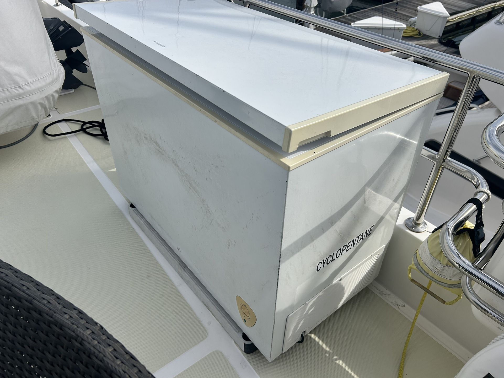 Chest freezer