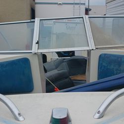 Windshield  For Open Bow Boat
