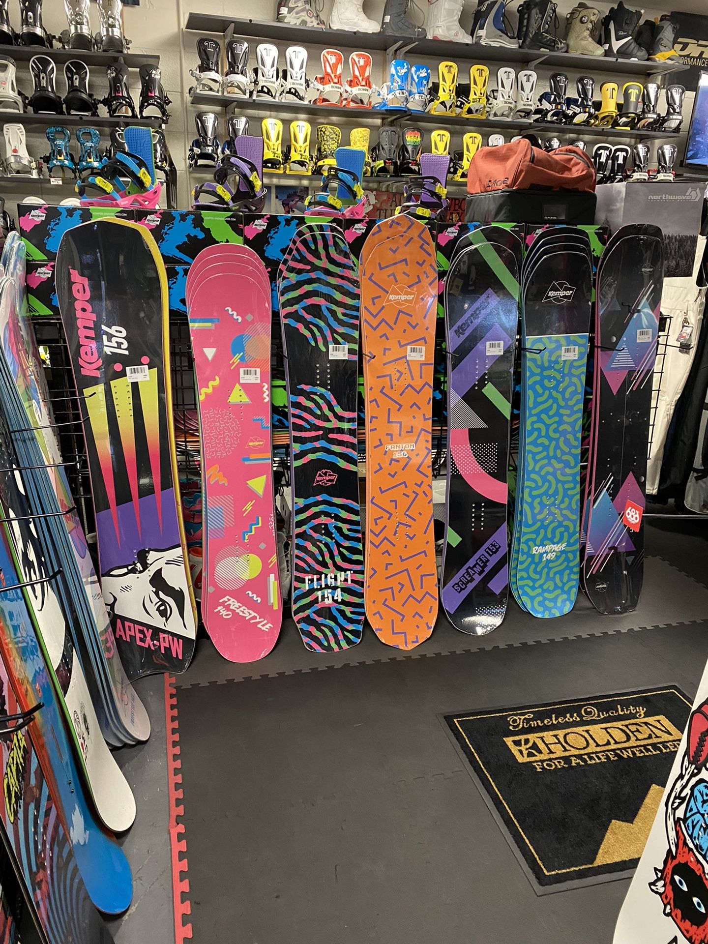 Burton dominant 156 snowboard certified with warranty