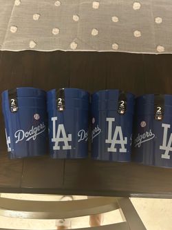 Dodgers cups