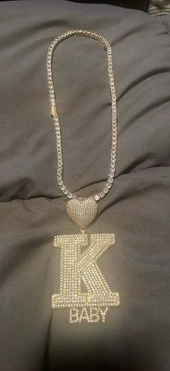 Brand new Customized pendant and chain