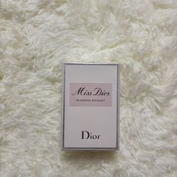 Miss Dior Perfume