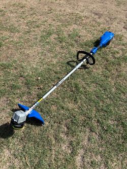 Kobalt 80-volt 16-in Straight Shaft Battery String Trimmer KST2580-06