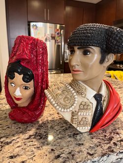 Vintage marwal Spanish Bullfighter and Flamenco Woman Bust Set