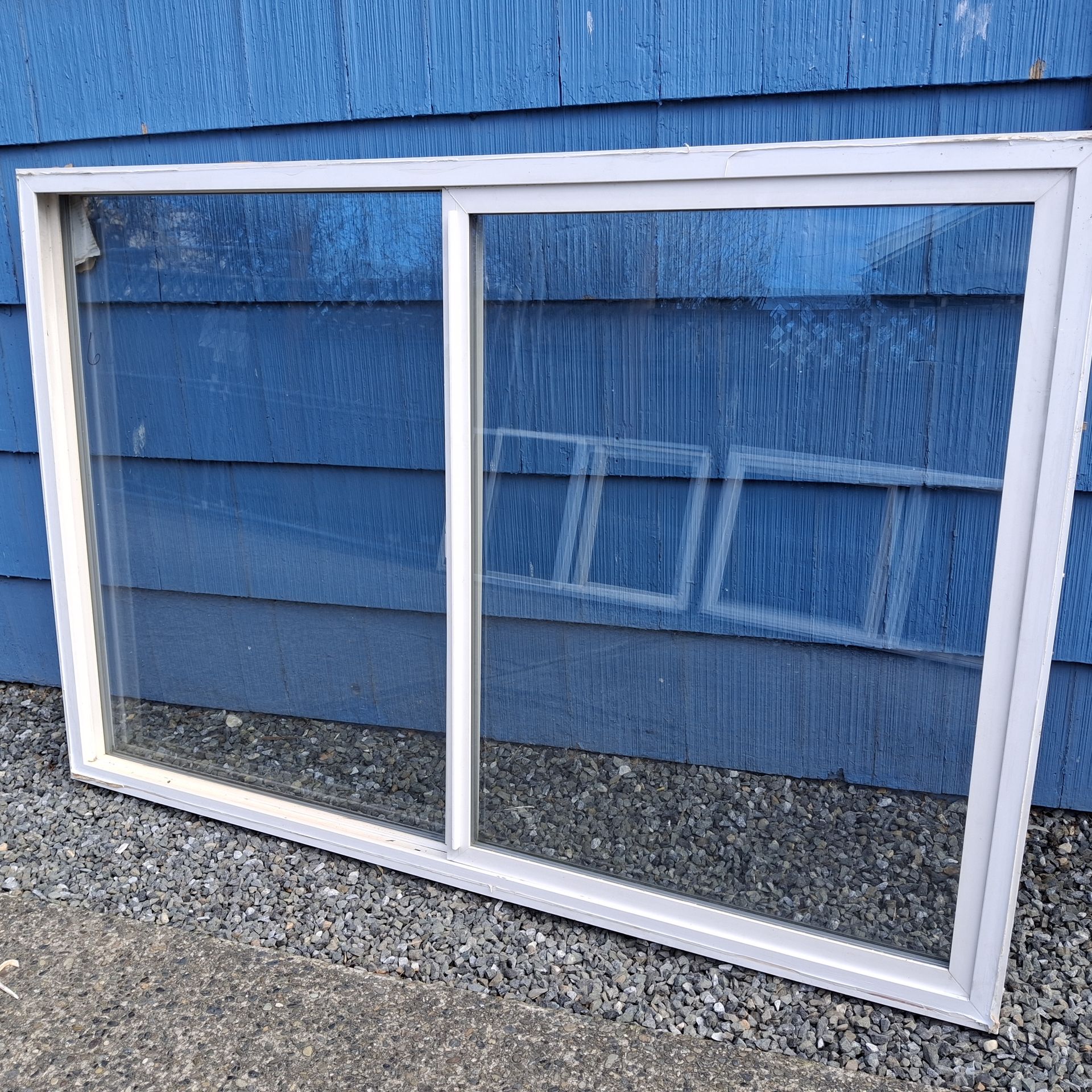 Vinyl Window 72x48 Slider for Sale in Burien, WA - OfferUp