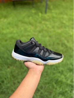 Jordan 11 Low 72-10