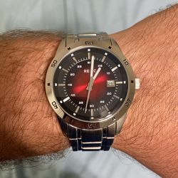 Relic Watch Maroon Gradient