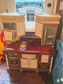 Step 2 kids Kitchen