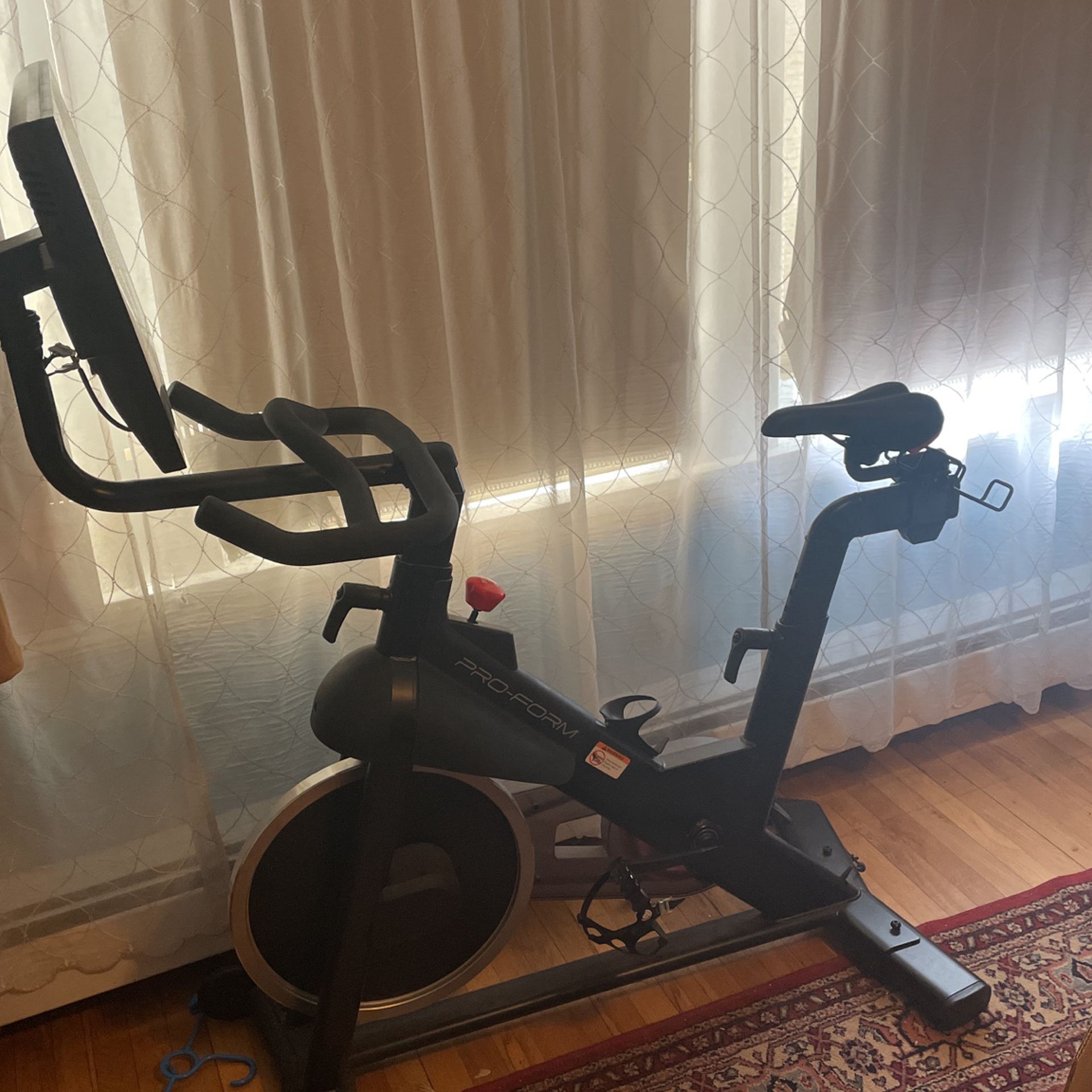 Pro form Stationary Bike With Screen