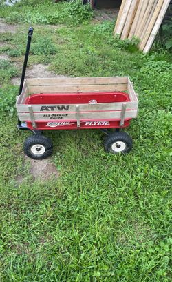 Radio flyer wagon