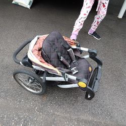 Used Jeep Stroller, Buy As Is 20$