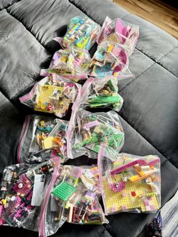 11 Lego Sets