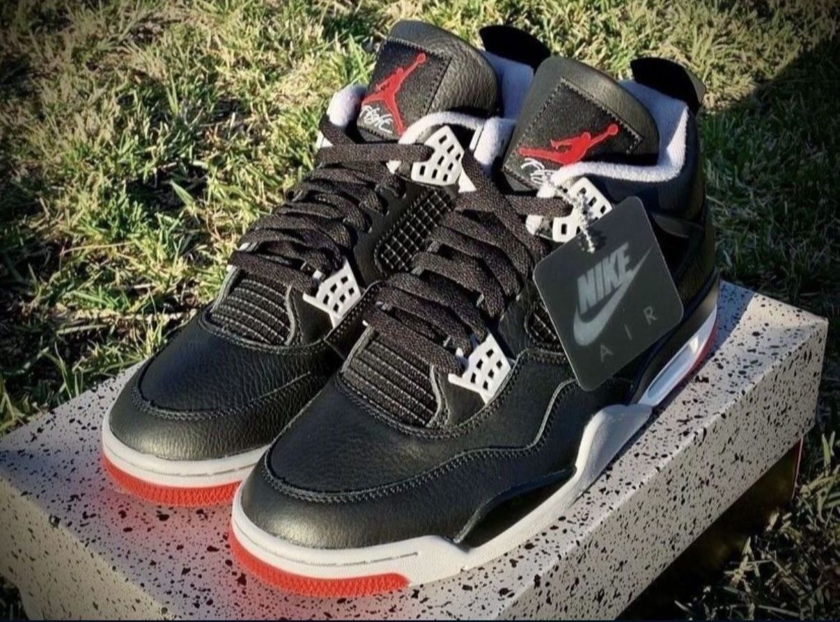 New Jordan 4 (All Sizes Below)