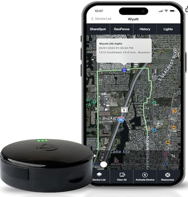 LandAirSea 54 GPS Tracker