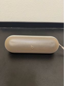 Beats Pill