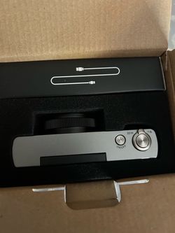 Compact Digital Camera with Zoom Lens