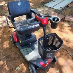Golden Buzzaround XL Mobility Scooter - Used