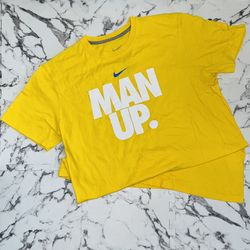 Nike XL Men’s T-Shirt Yellow