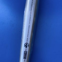 Demarini Goods 32/29 Brand New 
