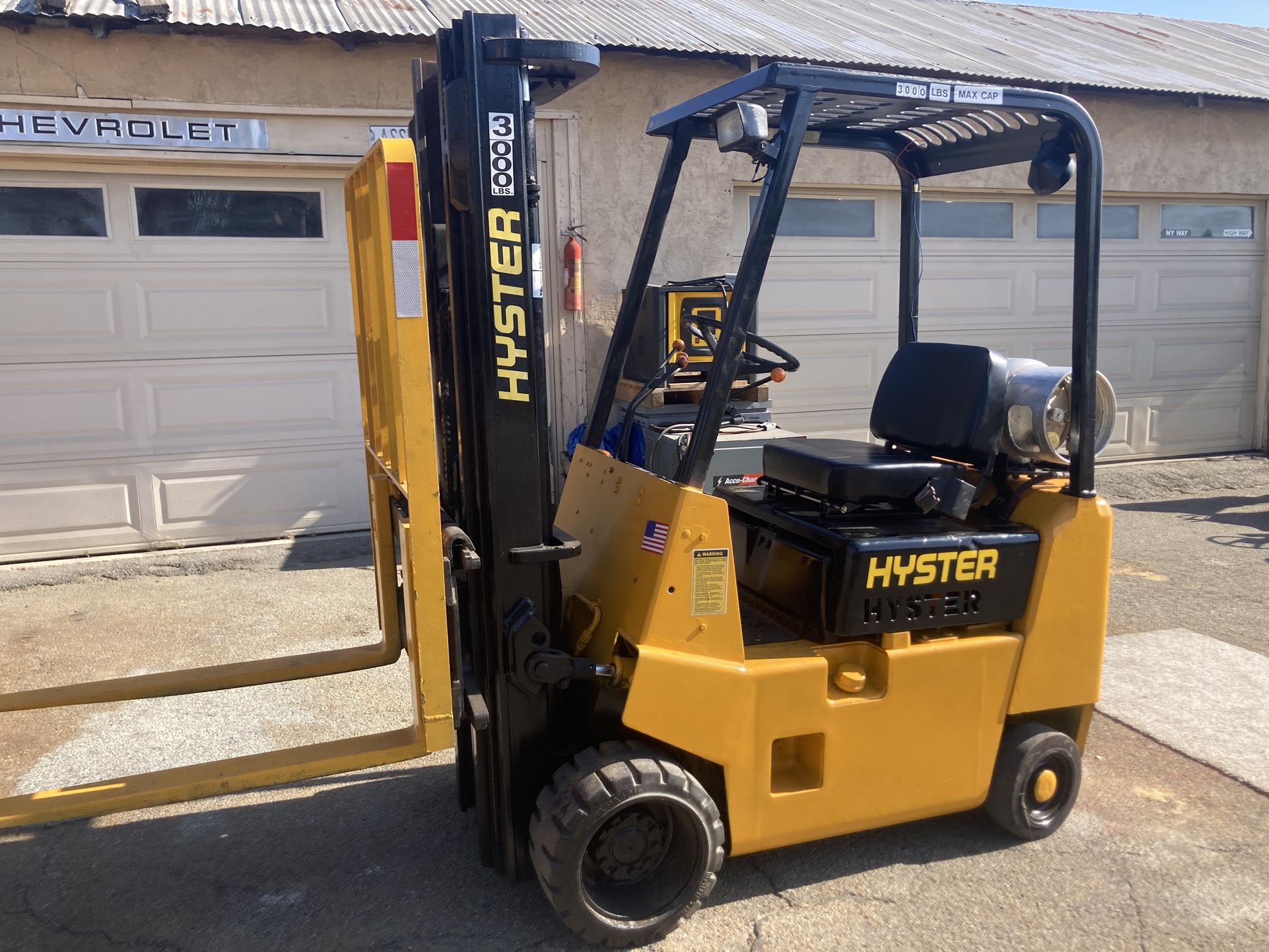 Forklift (read listing, Check Pictures)