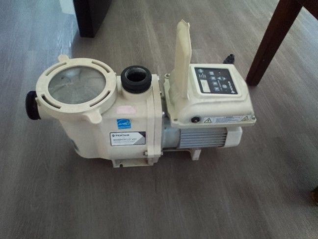 Pentair 2.6 HP Whisperflo Variable Speed Pool Pump