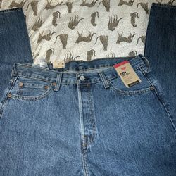 New With Tags Levi’s 501 Jeans 