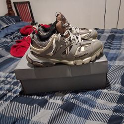 Balenciaga Tracks
