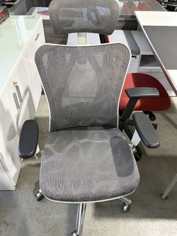 SIHOO M57 Ergonomic High-Back Mesh Office Chair – $200 📦 Florida