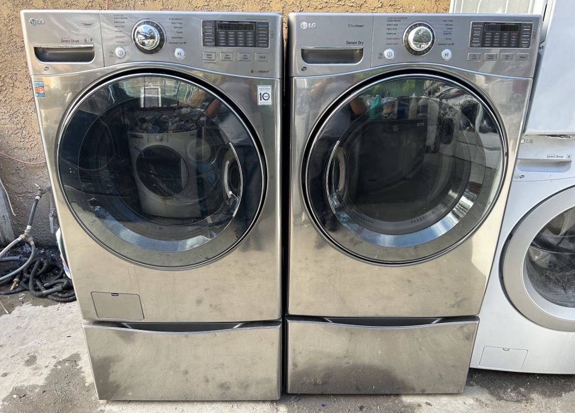 LG. WASHER AND GAS DRYER