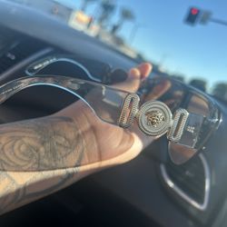 BLACK VERSACHE GLASSES