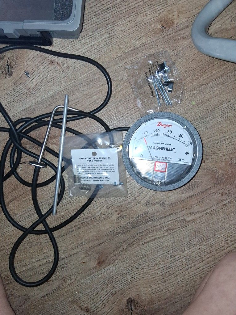 differential pressure gauge