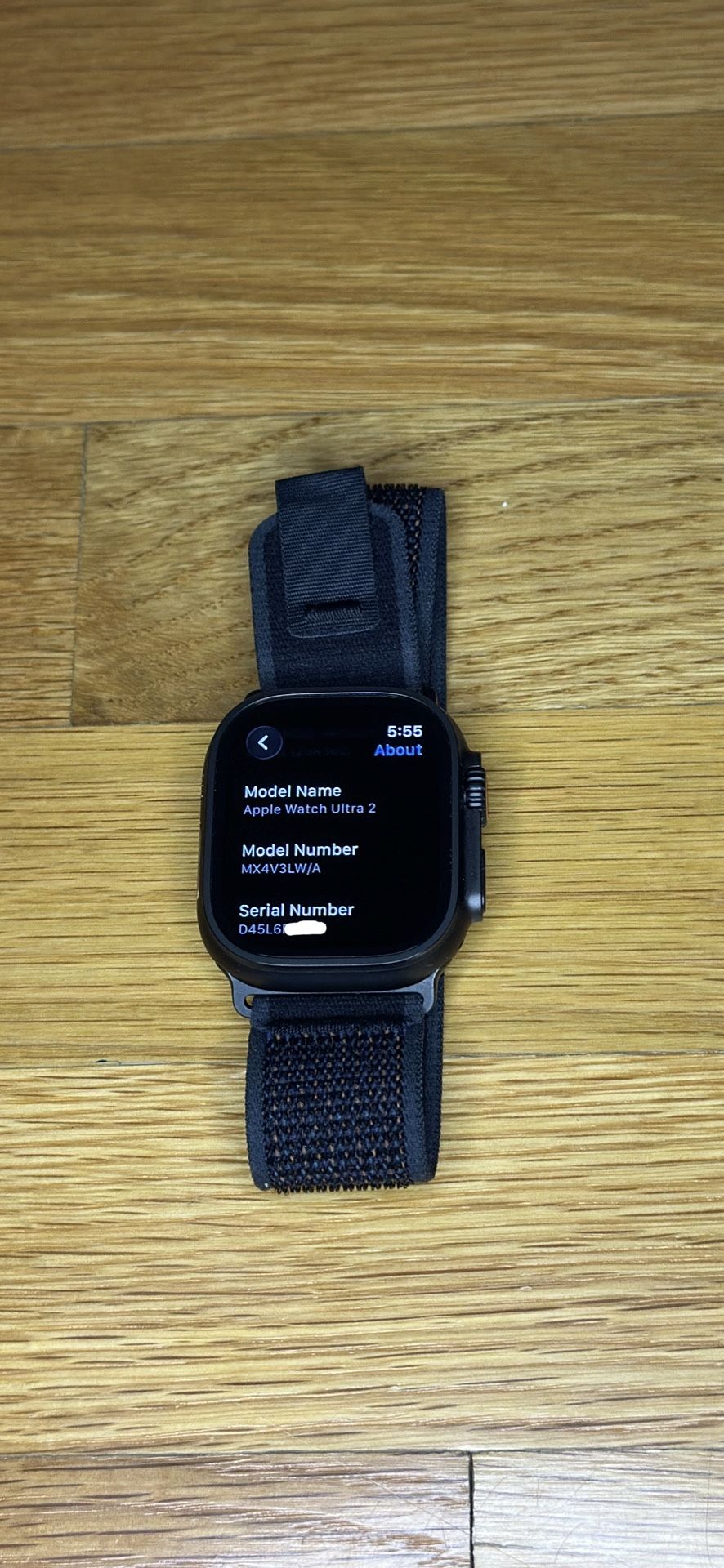 Apple Watch Ultra 2 49mm GPS + Cellular (Unlocked) - Black with Titanium Trail Loop