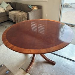 48 Inch Round Table With 4 Rolling Chairs