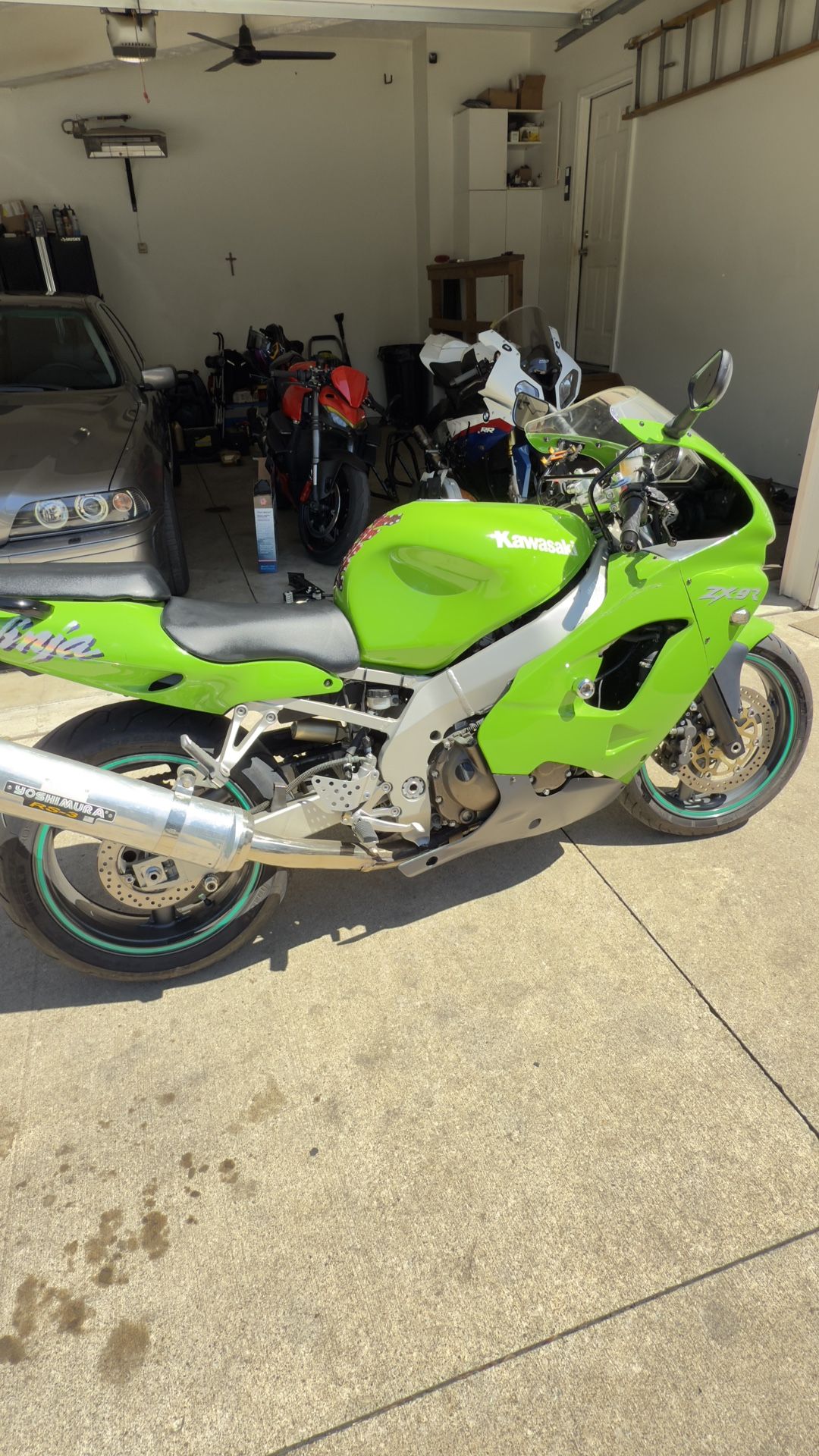 1997 Kawasaki ZX9R