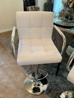 Beige Adjustable Swivel Bar Stool – New in Box (Minor Defect) – Modern Chrome Base