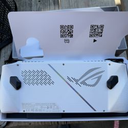 Rog Ally. RC7IL