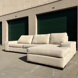 Beige Sectional Couch 🛻 Delivery Available🛻