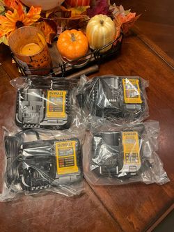 New Dewalt Chargers $30 Each Cada Uno