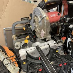 Compound mitre Saw. Chicago Electric 