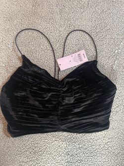 black velvet crop top in a size S #velvet #croptop #goth 19
