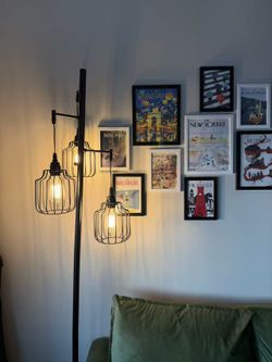 Like-New Modern Floor Lamp - Moving Sale!